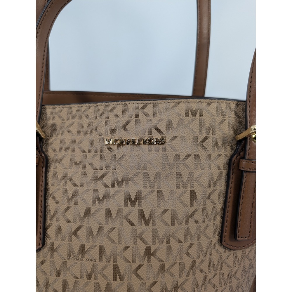 Michael Kors Voyager Tote Bag Brown Vanilla MK Monogram Signature Shoulder Bag - Picture 7 of 8